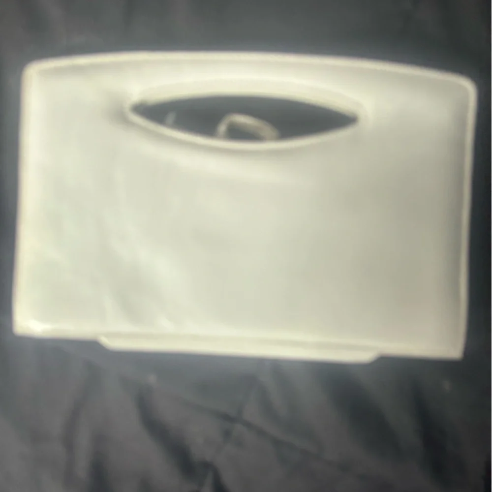 Chic White Wristlet Clutch - Picture 1 of 2